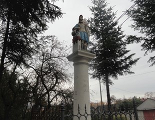 Renowacja figury Św. Floriana w Maciejowicach