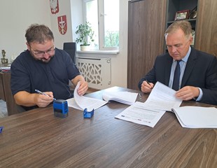 Podpisano umowę na zadanie termomodernizacji budynku mieszkalno-usługowego w Łuczycach